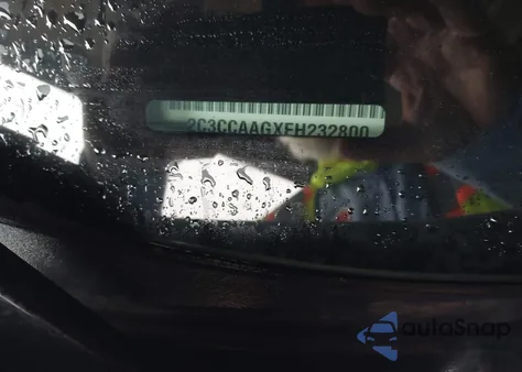 2014 Chrysler 300 z USA, uszkodzony, nr VIN 2C3CCAAGXEH232800